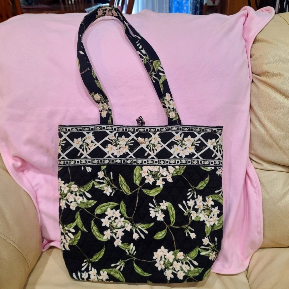 Vera Bradley White floral matching set